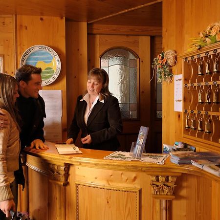 Hotel Centrale Peio Eksteriør billede