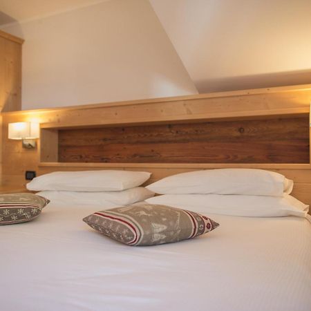 Hotel Centrale Peio Eksteriør billede